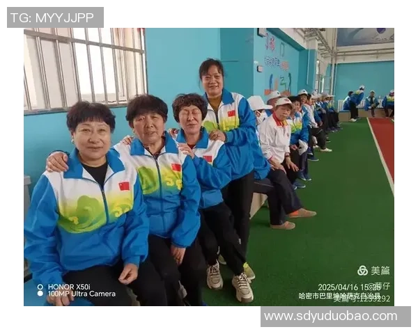 护士们的绿茵场上展现风采足球赛场上的白衣天使们